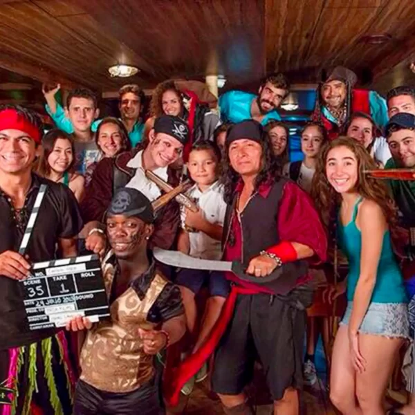 Capitan Hook PROMO 2X1 Cena de POLLO 🍗 - Show EN VIVO Barco Pirata - Imagen 10